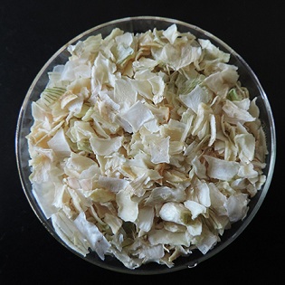 Dehydrated onion flakes-20201117
